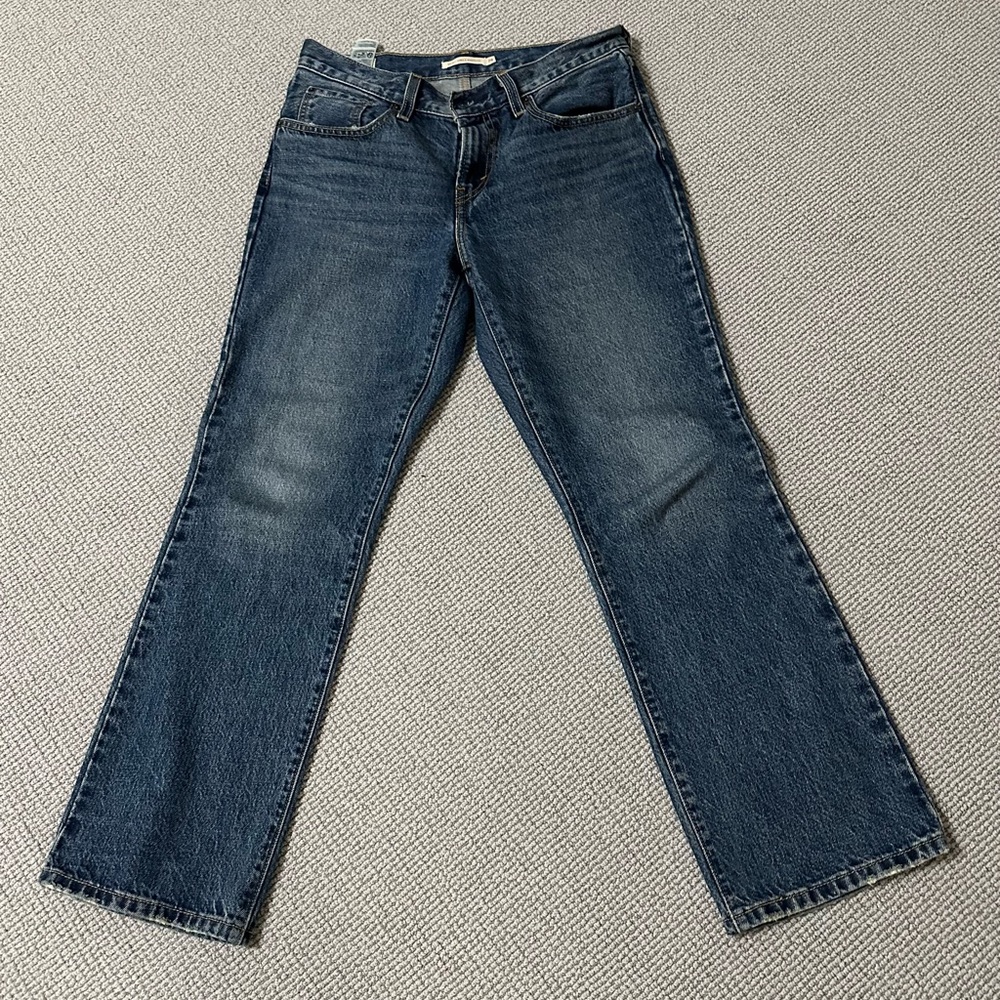 Levi’s Middy Ankle Bootcut Size 28 Classic Dark Blue Jeans